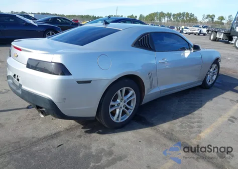 2015 Chevrolet Camaro 2Ls z USA, uszkodzony, nr VIN 2G1FB1E32F9257164